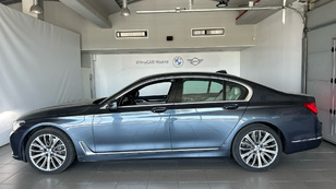 Fotos de BMW Serie 7 750i color Gris. Año 2018. 330KW(450CV). Gasolina. En concesionario BYmyCAR Madrid - Alcalá de Madrid