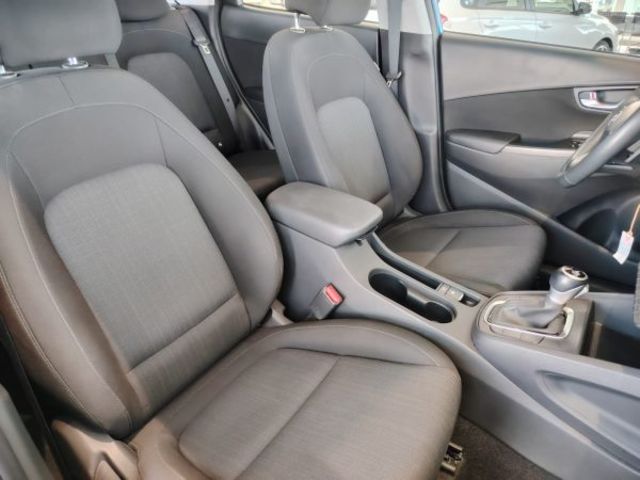 Hyundai Kona 1.6 GDI HEV Maxx DCT 104 kW (141 CV)