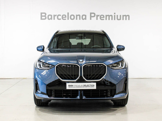 BMW X3 xDrive20d color Azul. Año 2025. 145KW(197CV). Diésel. En concesionario Barcelona Premium -- GRAN VIA de Barcelona