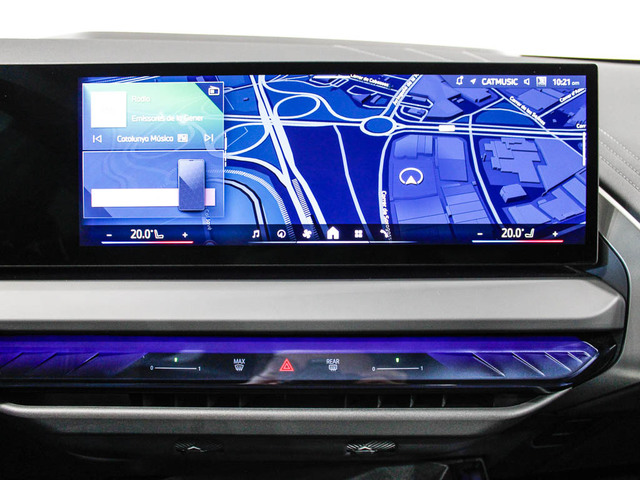 BMW X3 xDrive20d color Azul. Año 2025. 145KW(197CV). Diésel. En concesionario Barcelona Premium -- GRAN VIA de Barcelona