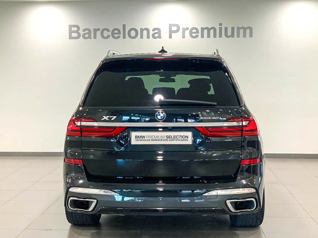 BMW X7 xDrive40i color Negro. Año 2020. 250KW(340CV). Gasolina. En concesionario Barcelona Premium -- GRAN VIA de Barcelona