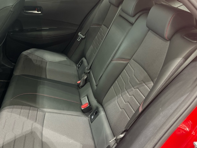 Toyota Corolla 180H Advance E-CVT 132 kW (180 CV)