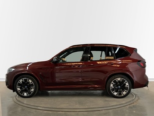 Fotos de BMW iX3 M Sport color Rojo. Año 2022. 210KW(286CV). Eléctrico. En concesionario Proa Premium Palma de Baleares