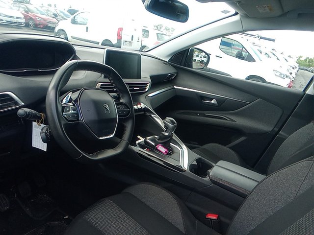 Peugeot 3008 BlueHDI 130 S&S Active 96 kW (130 CV)