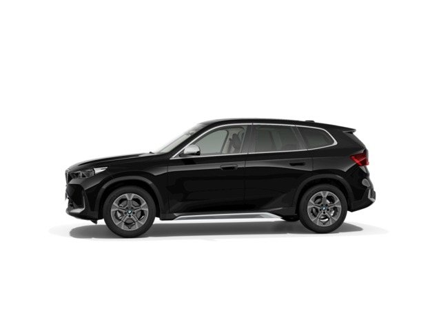 BMW X1 sDrive18d color Negro. Año 2022. 110KW(150CV). Diésel. En concesionario Movilnorte El Plantio de Madrid