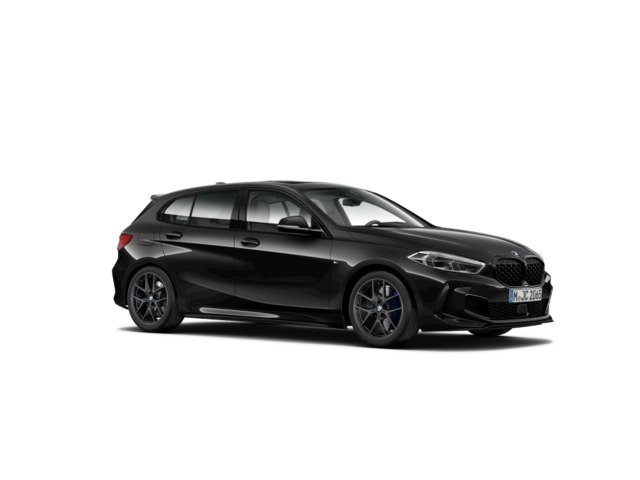 BMW Serie 1 M135i color Negro. Año 2022. 225KW(306CV). Gasolina. En concesionario Movilnorte El Plantio de Madrid