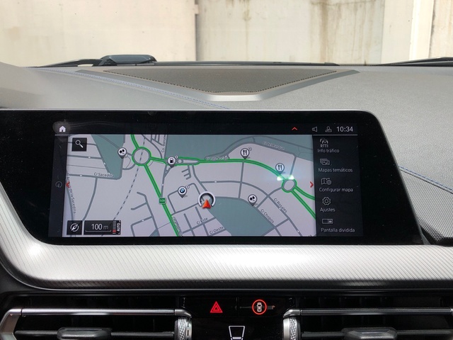 BMW Serie 1 M135i color Negro. Año 2022. 225KW(306CV). Gasolina. En concesionario Movilnorte El Plantio de Madrid
