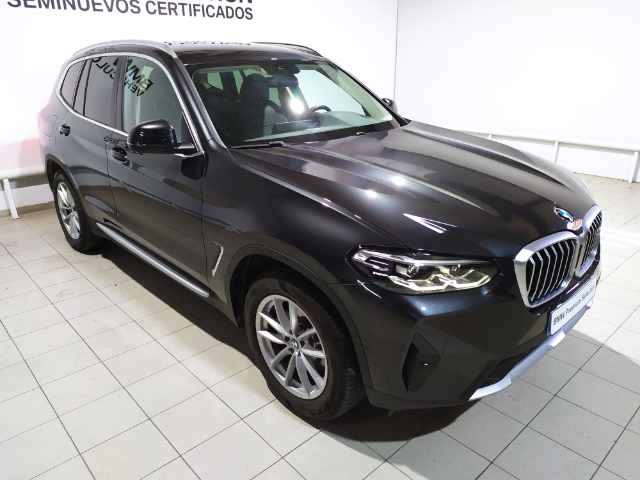 BMW X3 xDrive20d color Gris. Año 2024. 140KW(190CV). Diésel. En concesionario Hispamovil Elche de Alicante