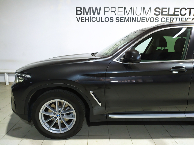 BMW X3 xDrive20d color Gris. Año 2024. 140KW(190CV). Diésel. En concesionario Hispamovil Elche de Alicante