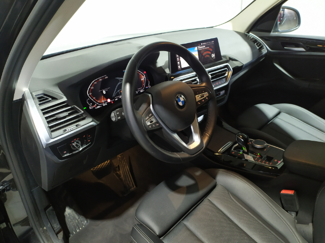 BMW X3 xDrive20d color Gris. Año 2024. 140KW(190CV). Diésel. En concesionario Hispamovil Elche de Alicante