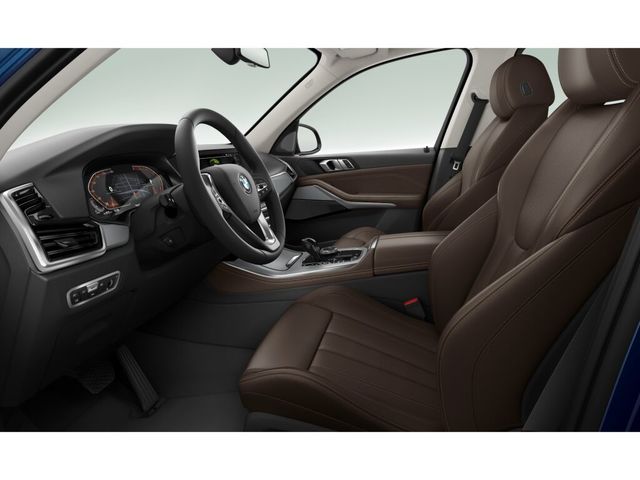 BMW X5 xDrive30d color Azul. Año 2019. 195KW(265CV). Diésel. En concesionario Ceres Motor S.L. de Cáceres