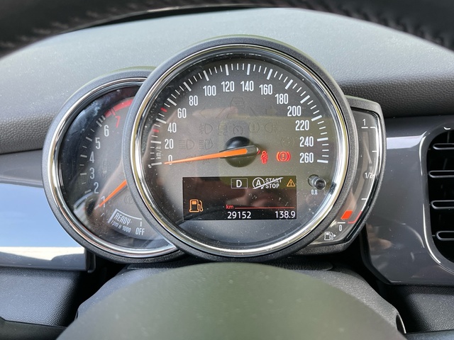 fotoG 14 del MINI MINI 5 Puertas Cooper 100 kW (136 CV) 136cv Gasolina del 2022 en Pontevedra