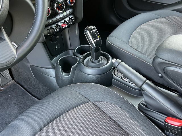 fotoG 19 del MINI MINI 5 Puertas Cooper 100 kW (136 CV) 136cv Gasolina del 2022 en Pontevedra