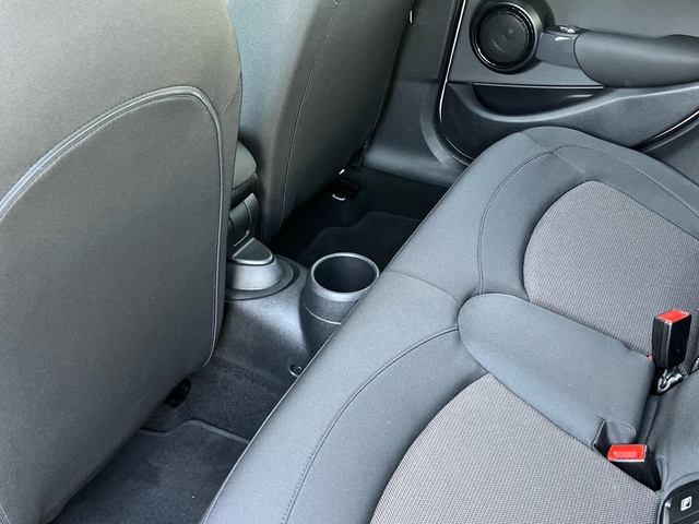 fotoG 25 del MINI MINI 5 Puertas Cooper 100 kW (136 CV) 136cv Gasolina del 2022 en Pontevedra