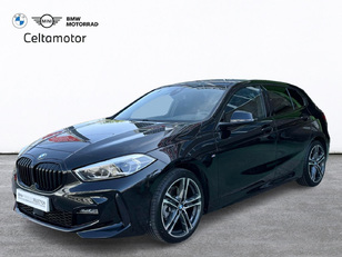 Fotos de BMW Serie 1 118d color Negro. Año 2024. 110KW(150CV). Diésel. En concesionario Celtamotor Vigo de Pontevedra