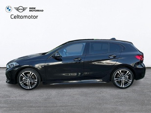 Fotos de BMW Serie 1 118d color Negro. Año 2024. 110KW(150CV). Diésel. En concesionario Celtamotor Vigo de Pontevedra