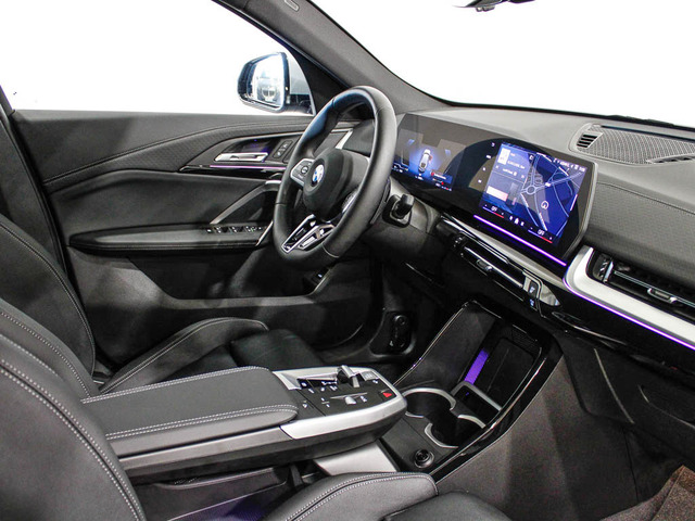 BMW X2 sDrive18d color Gris. Año 2024. 110KW(150CV). Diésel. En concesionario Barcelona Premium -- GRAN VIA de Barcelona