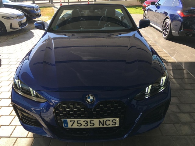 BMW Serie 4 420d Cabrio color Azul. Año 2025. 140KW(190CV). Diésel. En concesionario BYmyCAR Madrid - Algete de Madrid