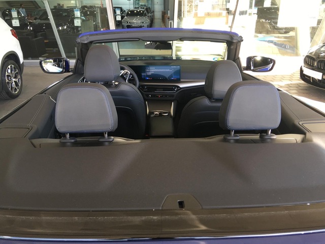 BMW Serie 4 420d Cabrio color Azul. Año 2025. 140KW(190CV). Diésel. En concesionario BYmyCAR Madrid - Algete de Madrid