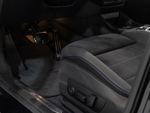 BMW Serie 1 120d color Negro. Año 2025. 120KW(163CV). Diésel. En concesionario Oliva Motor Girona de Girona