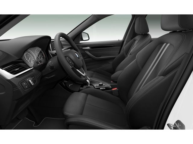 BMW X1 sDrive18d color Blanco. Año 2020. 110KW(150CV). Diésel. En concesionario Hispamovil Elche de Alicante