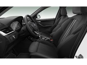 Fotos de BMW X1 sDrive18d color Blanco. Año 2020. 110KW(150CV). Diésel. En concesionario Hispamovil Elche de Alicante