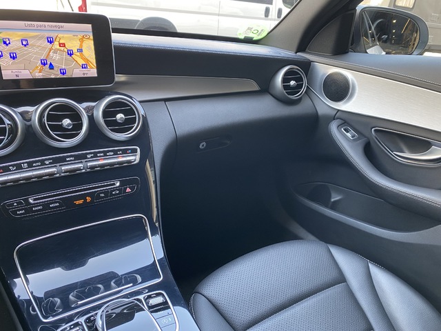 Mercedes-Benz Clase C C 220 BlueTEC Sportive AMG 125 kW (170 CV)