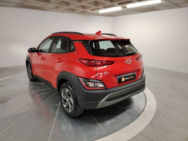 Hyundai Kona 1.6 GDI HEV Maxx DCT 104 kW (141 CV)