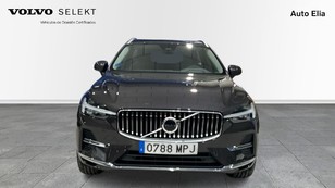 Volvo XC60 T6 Recharge Core AWD Auto 257 kW (350 CV) - 2 Volvo XC60 T6 Ocasión 257 KW (350CV) - 2