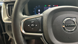 Volvo XC60 T6 Recharge Core AWD Auto 257 kW (350 CV) - 16 Volvo XC60 T6 Ocasión 257 KW (350CV) - 16