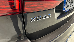 Volvo XC60 T6 Recharge Core AWD Auto 257 kW (350 CV) - 35 Volvo XC60 T6 Ocasión 257 KW (350CV) - 35