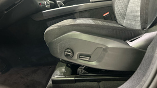 Volvo XC60 T6 Recharge Core AWD Auto 257 kW (350 CV) - 48 Volvo XC60 T6 Ocasión 257 KW (350CV) - 48