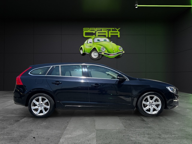 Volvo V60 D3 Momentum Auto 100 kW (136 CV)
