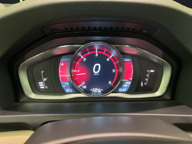 Volvo V60 D3 Momentum Auto 100 kW (136 CV)
