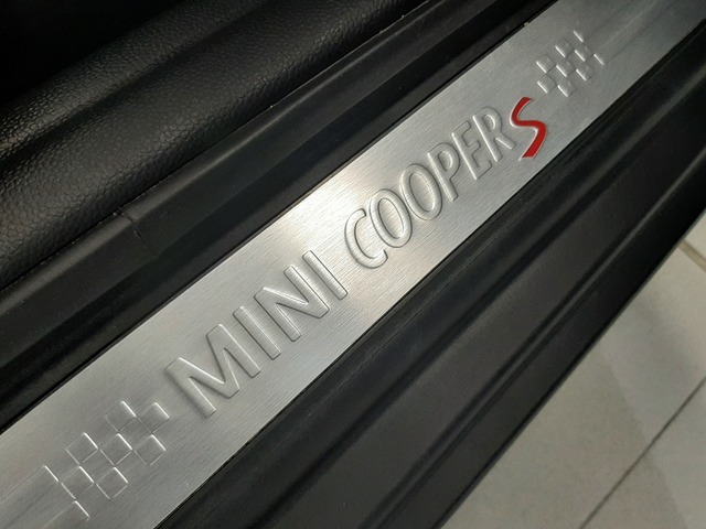 fotoG 35 del MINI MINI 5 Puertas Cooper S 141 kW (192 CV) 192cv Gasolina del 2020 en Valencia