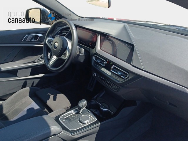 BMW Serie 2 218d Gran Coupe color Negro. Año 2021. 110KW(150CV). Diésel. En concesionario TACO de Sta. C. Tenerife