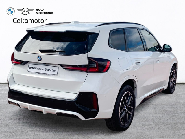 BMW X1 sDrive18d color Blanco. Año 2024. 110KW(150CV). Diésel. En concesionario Celtamotor Pontevedra de Pontevedra