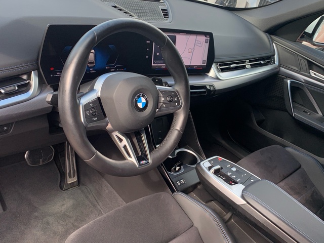 BMW X1 sDrive18d color Blanco. Año 2024. 110KW(150CV). Diésel. En concesionario Celtamotor Pontevedra de Pontevedra