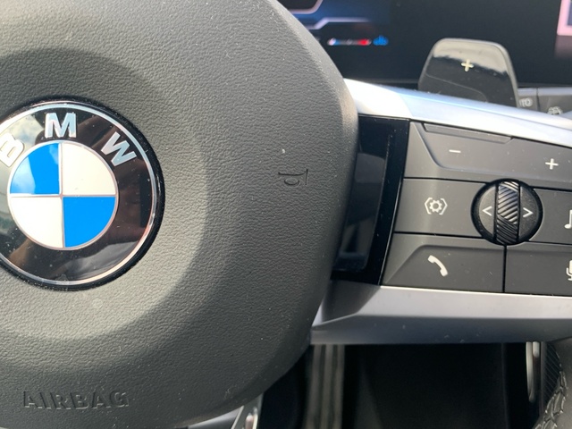 BMW X1 sDrive18d color Blanco. Año 2024. 110KW(150CV). Diésel. En concesionario Celtamotor Pontevedra de Pontevedra