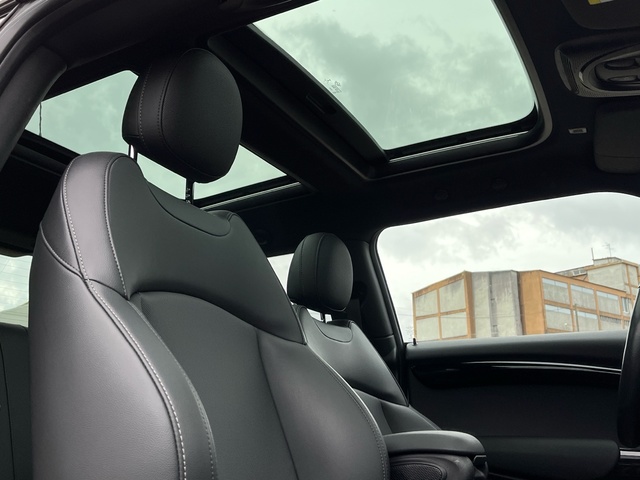 fotoG 25 del MINI MINI Cooper SE 135 kW (184 CV) 184cv Eléctrico del 2022 en Pontevedra