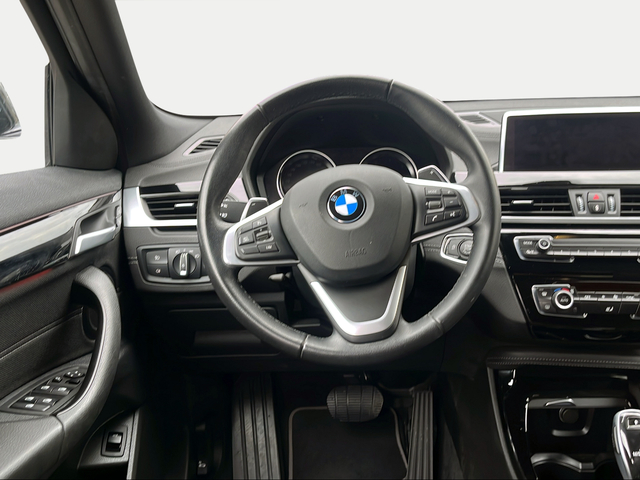 BMW X2 sDrive18d color Gris. Año 2022. 110KW(150CV). Diésel. En concesionario Ilbira Motor | Granada de Granada
