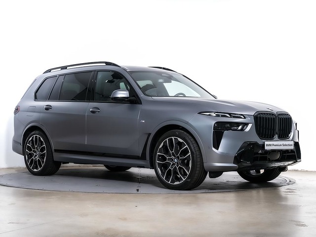 BMW X7 xDrive40d color Gris. Año 2025. 259KW(352CV). Diésel. En concesionario Oliva Motor Tarragona de Tarragona