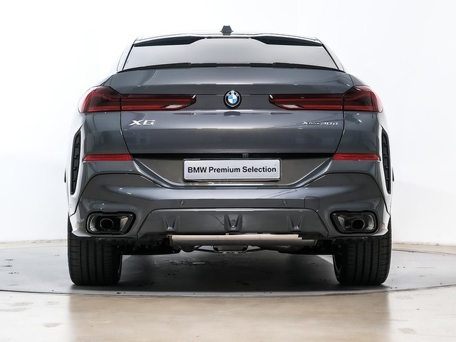 BMW X6 xDrive30d color Gris. Año 2025. 210KW(286CV). Diésel. En concesionario Oliva Motor Tarragona de Tarragona
