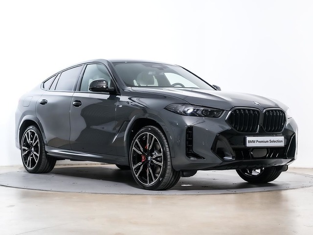 BMW X6 xDrive30d color Gris. Año 2025. 210KW(286CV). Diésel. En concesionario Oliva Motor Tarragona de Tarragona