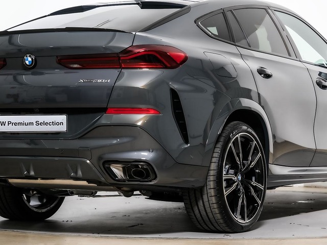 BMW X6 xDrive30d color Gris. Año 2025. 210KW(286CV). Diésel. En concesionario Oliva Motor Tarragona de Tarragona