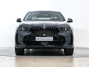 Fotos de BMW X6 xDrive30d color Gris. Año 2025. 210KW(286CV). Diésel. En concesionario Oliva Motor Tarragona de Tarragona