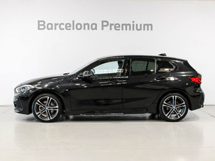 Fotos de BMW Serie 1 118i color Negro. Año 2024. 103KW(140CV). Gasolina. En concesionario Barcelona Premium -- GRAN VIA de Barcelona