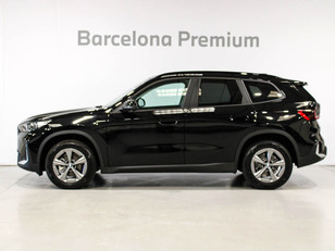 Fotos de BMW X1 sDrive18d color Negro. Año 2024. 110KW(150CV). Diésel. En concesionario Barcelona Premium -- GRAN VIA de Barcelona