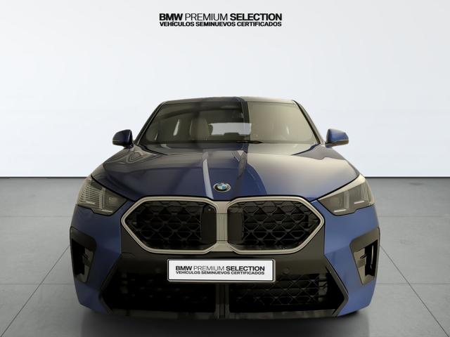 BMW X2 sDrive20i color Azul. Año 2024. 125KW(170CV). Gasolina. En concesionario Automotor Premium Velázquez - Málaga de Málaga