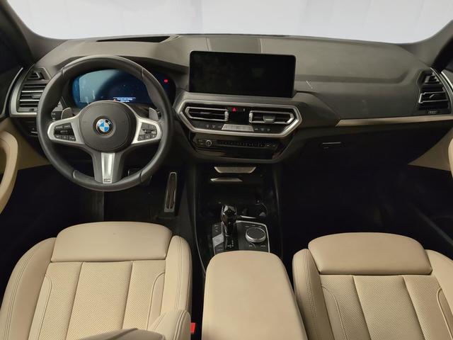 BMW X3 xDrive20d color Gris. Año 2024. 140KW(190CV). Diésel. En concesionario Automotor Premium Viso - Málaga de Málaga